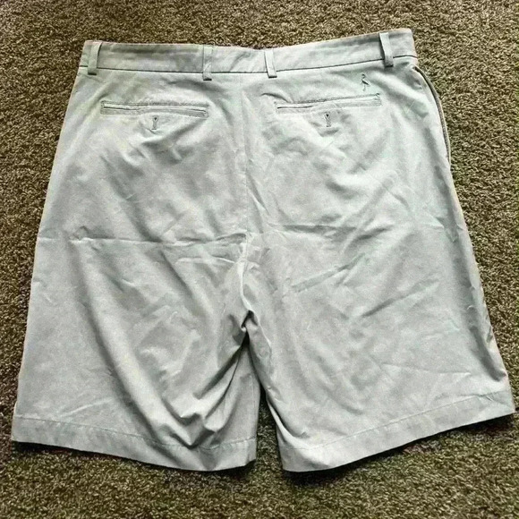 Tailorbyrd Casual Golf Tech Athletic Flat Front Shorts Size 36 9” Inseam - Picture 3 of 4